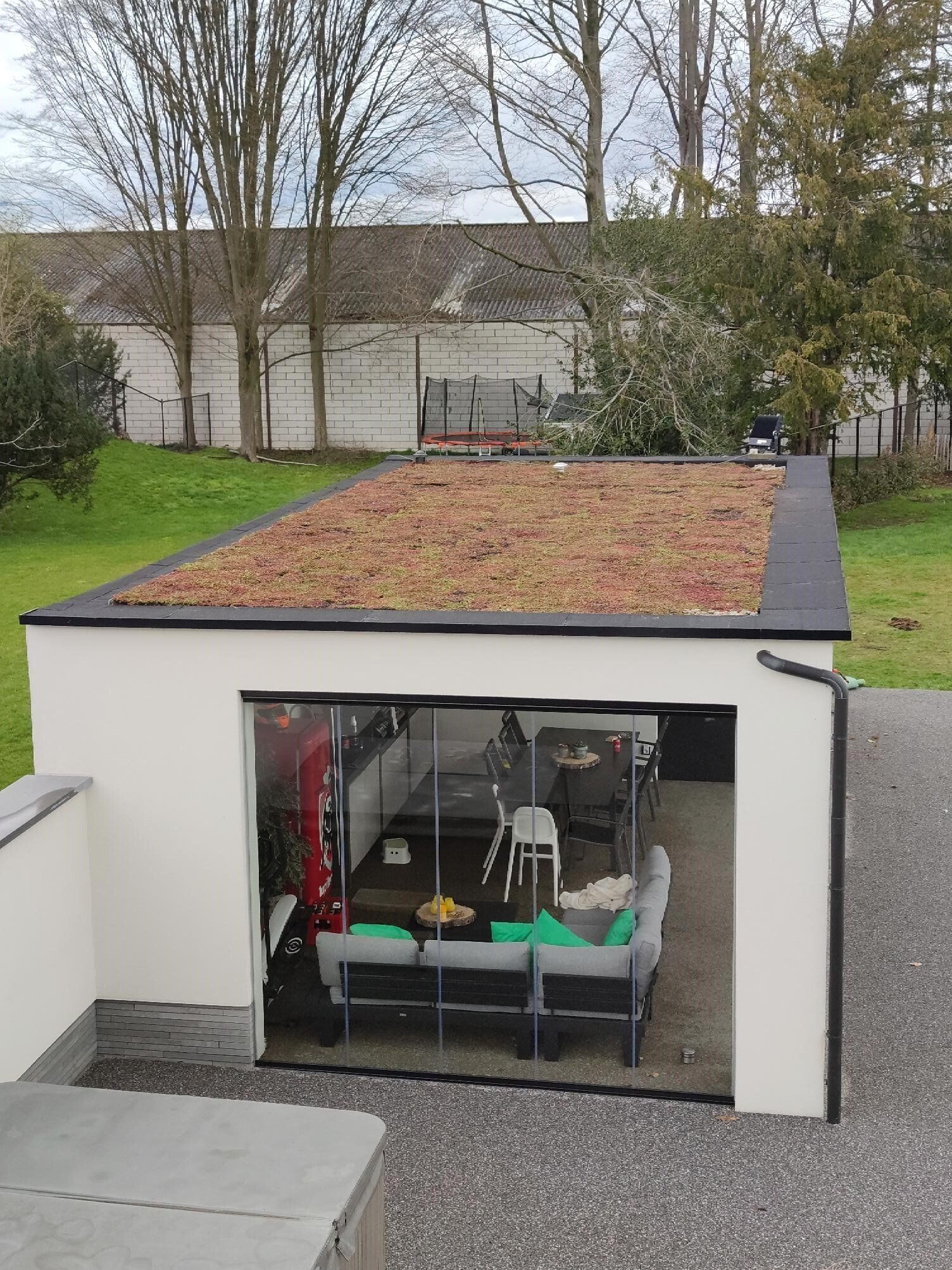 groendak met sedummatten