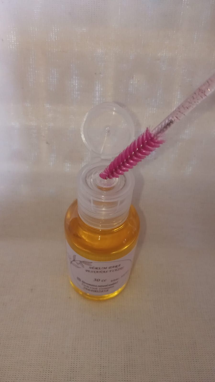 Sérum para cejas y pestañas