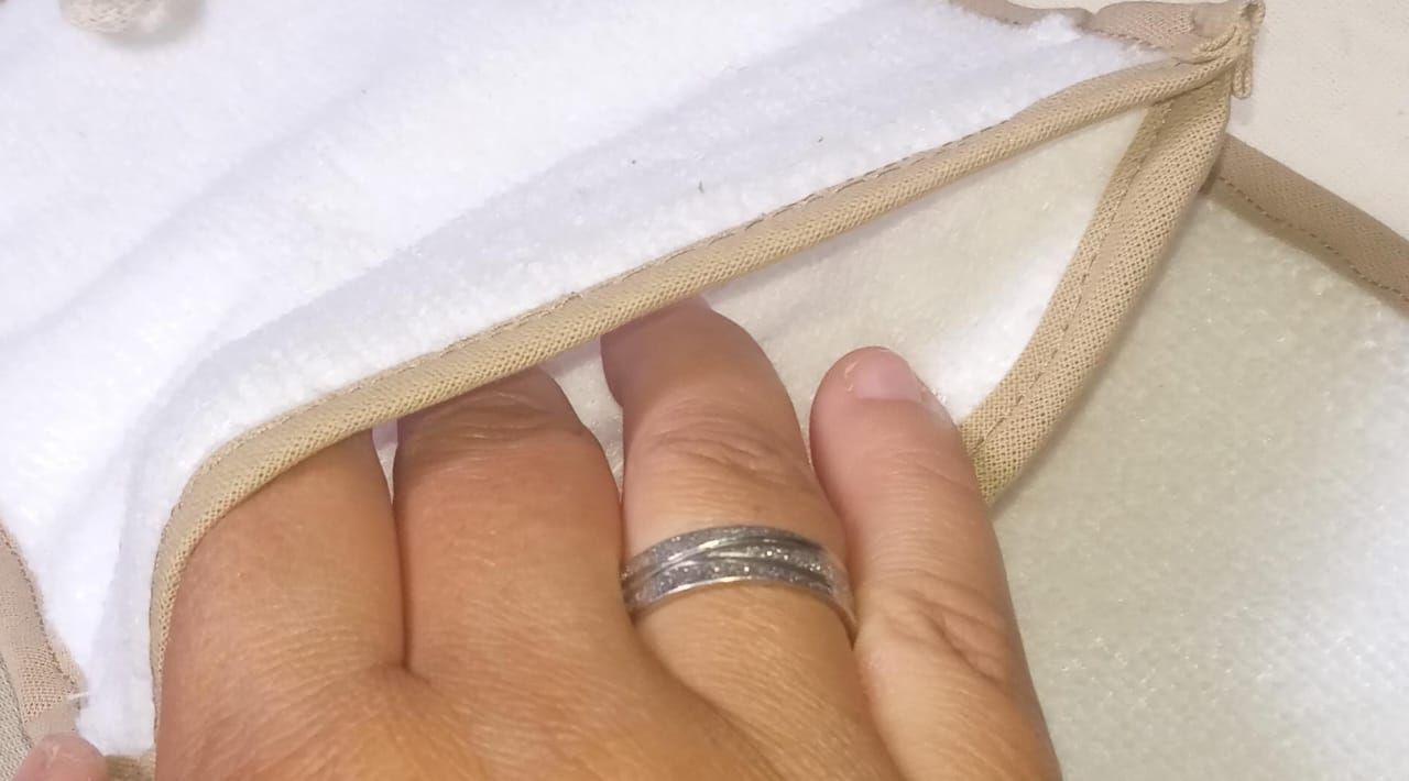 Manoplas de luffa y toalla