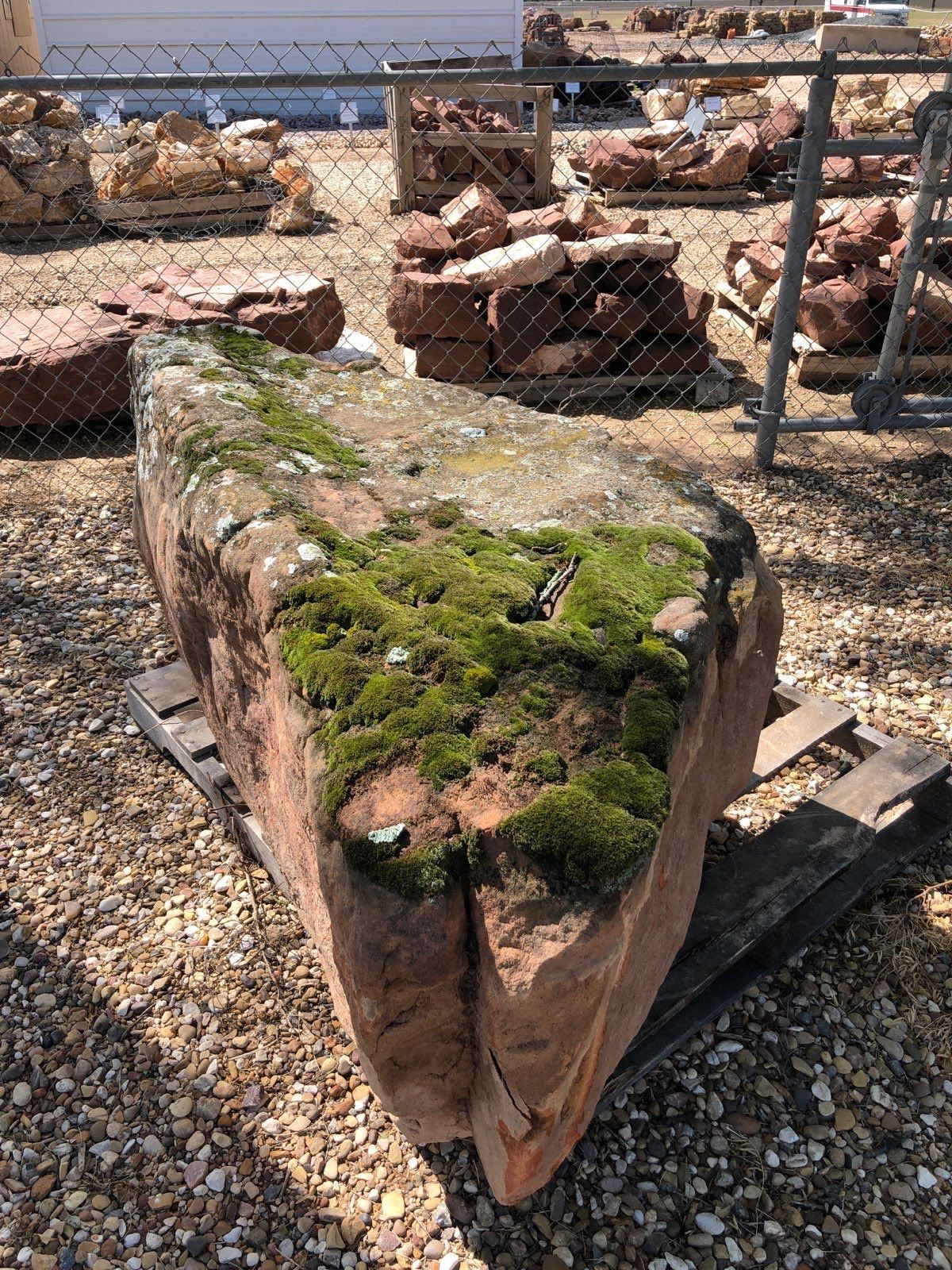 Boulder Gallery | Texas Rock and Flagstone