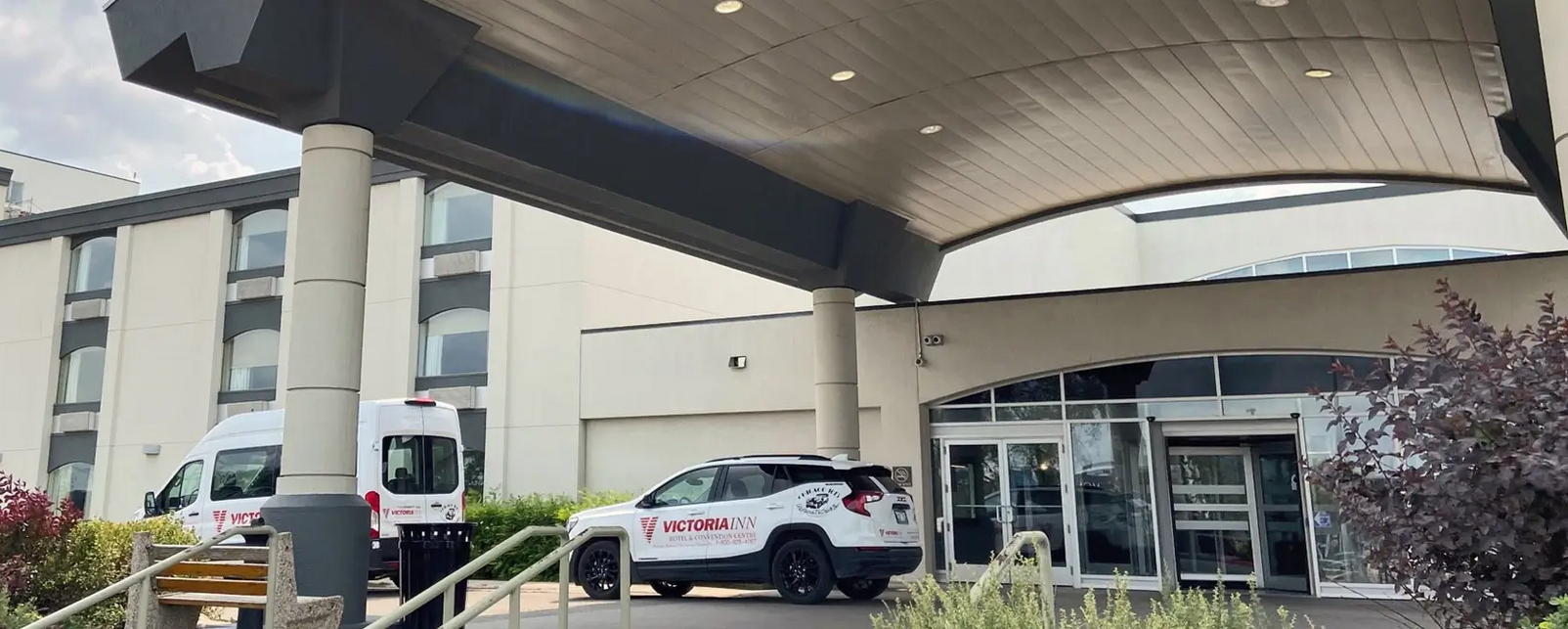 Exterior photo of the Victoria Inn Hotel & Conference Centre