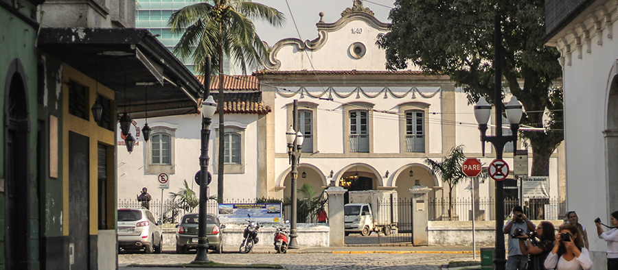 A street view of a Colonial Church in Santos