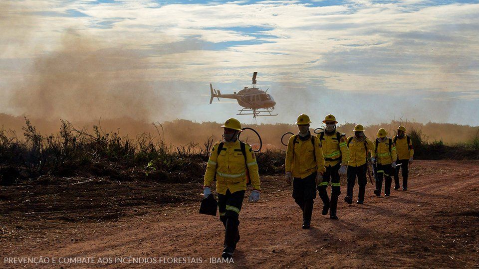 Fire brigade in Amazonas.  Credits to Prevensão e Combate aos Incêndios Florestais IBAMA