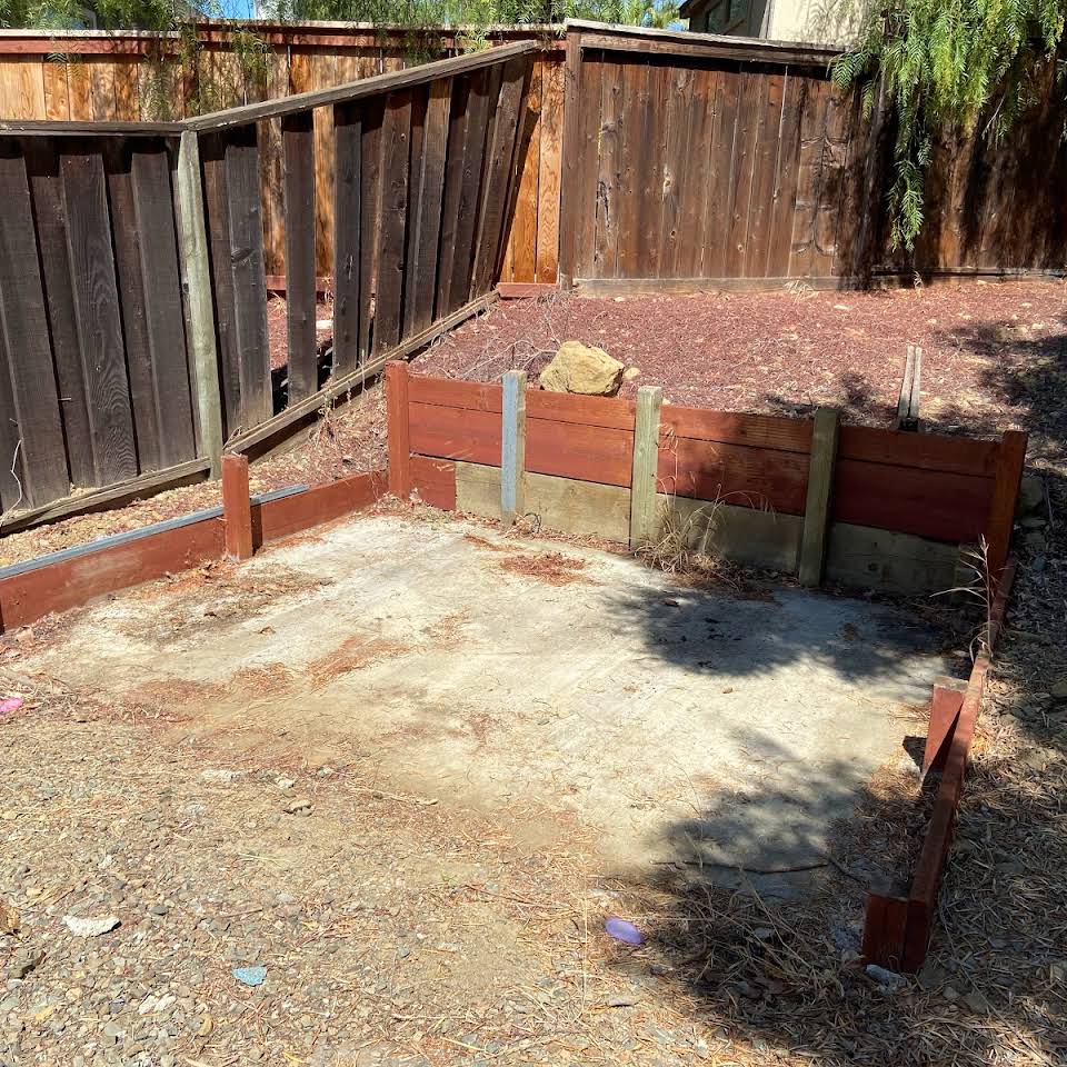 Carrillo's family junk removal photos