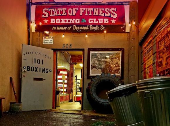 Front entrance of State of Fitness Boxing Club.