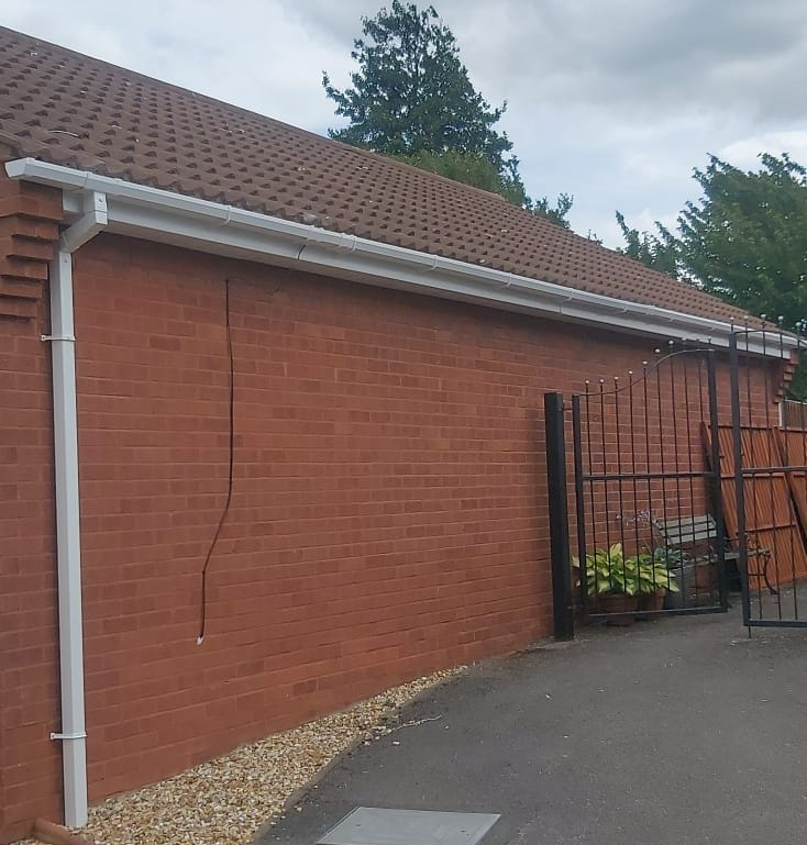 a picture of a fascia replacement by roofers Nottingham