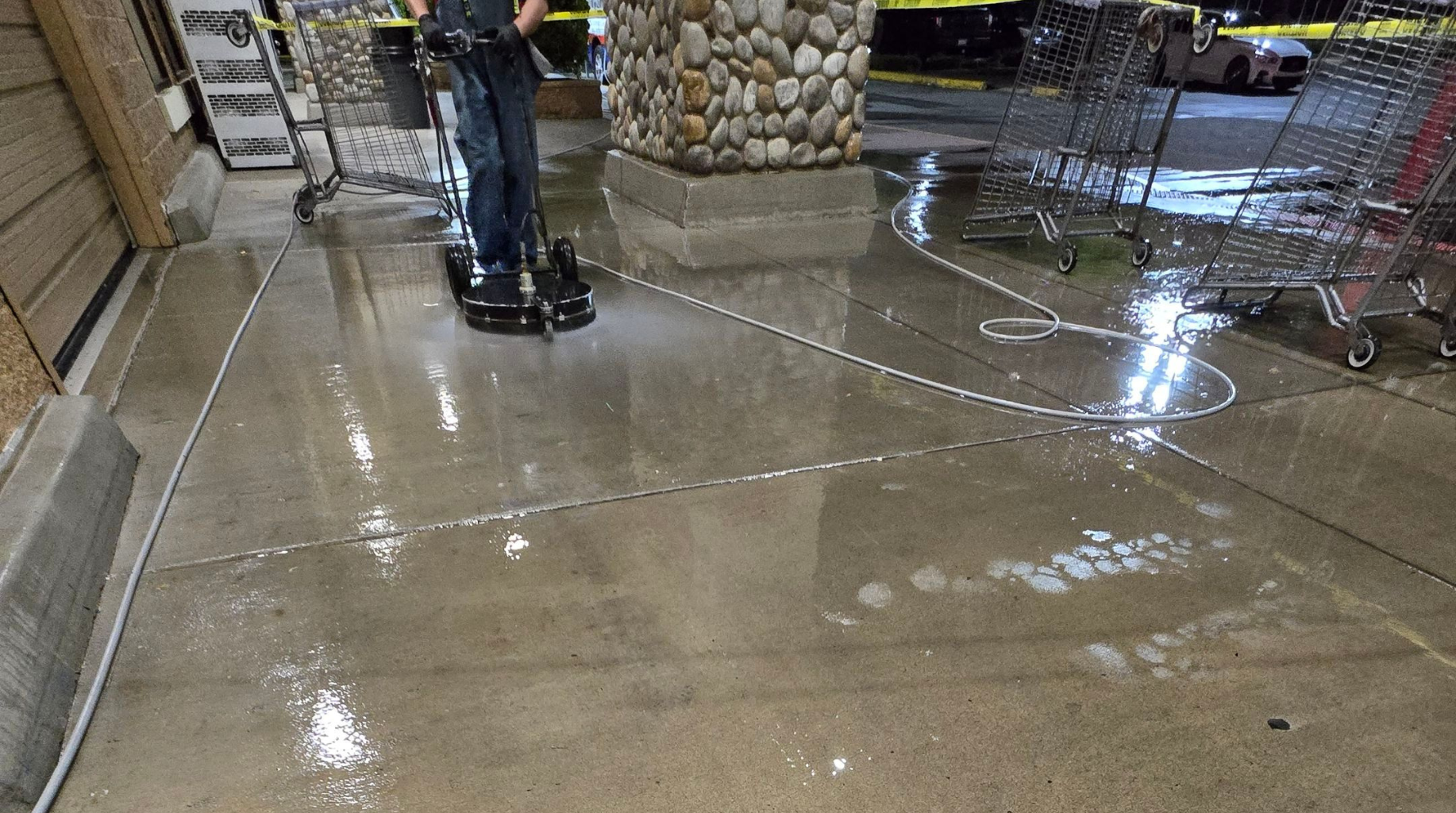 commercial concrete cleaning -precision pro wash tacoma