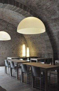 décoration grande tablée sous arche ars vivendi Genève