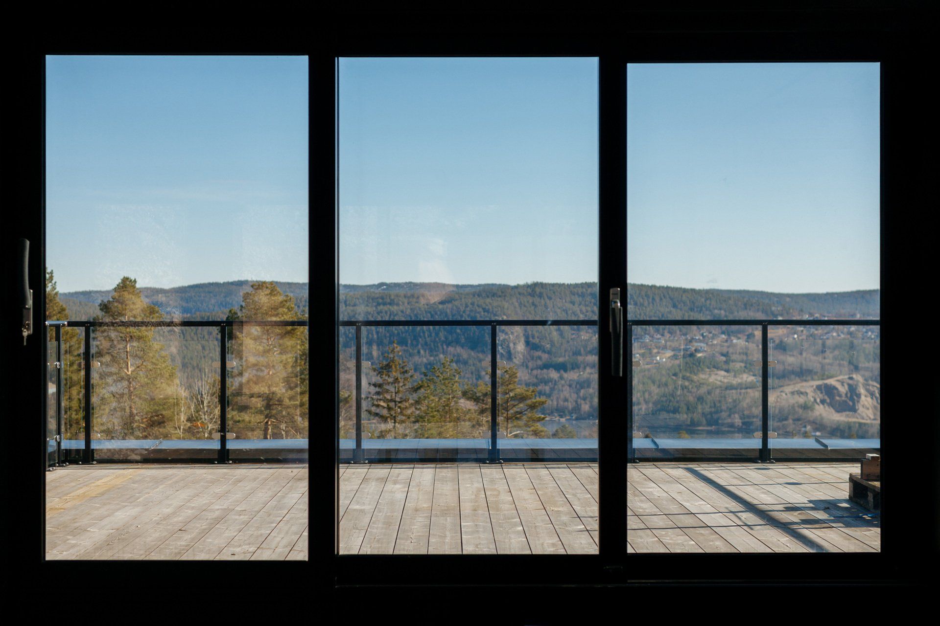 Tomannsbolig i betongelementer, fra loftstue mot takterrasse.