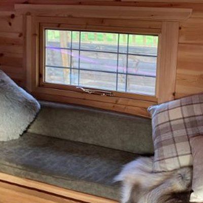 Window Above Bench Seat in BBQ Lodge