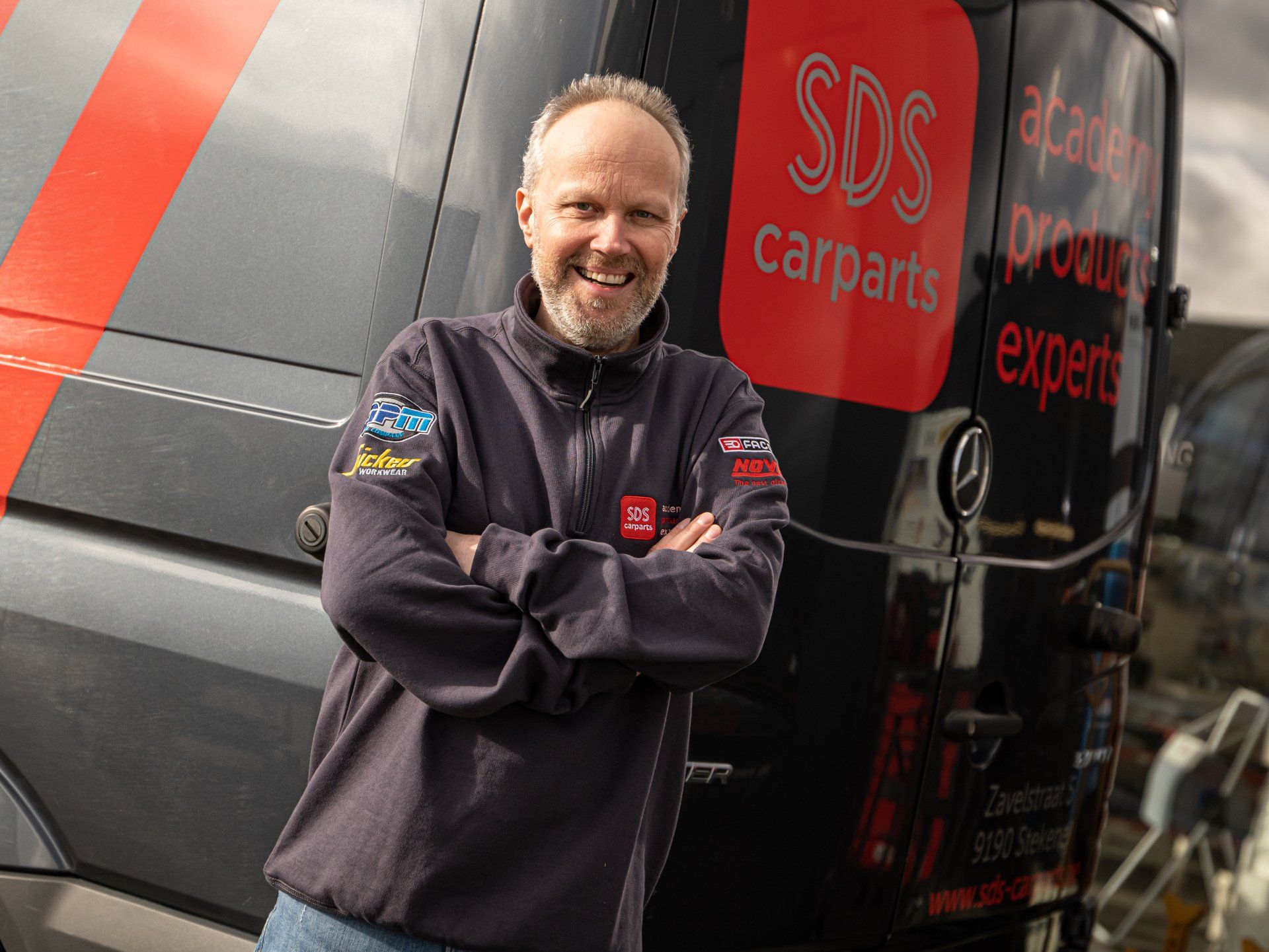 SDS Carparts | Chauffeur | Stefan Van Dam
