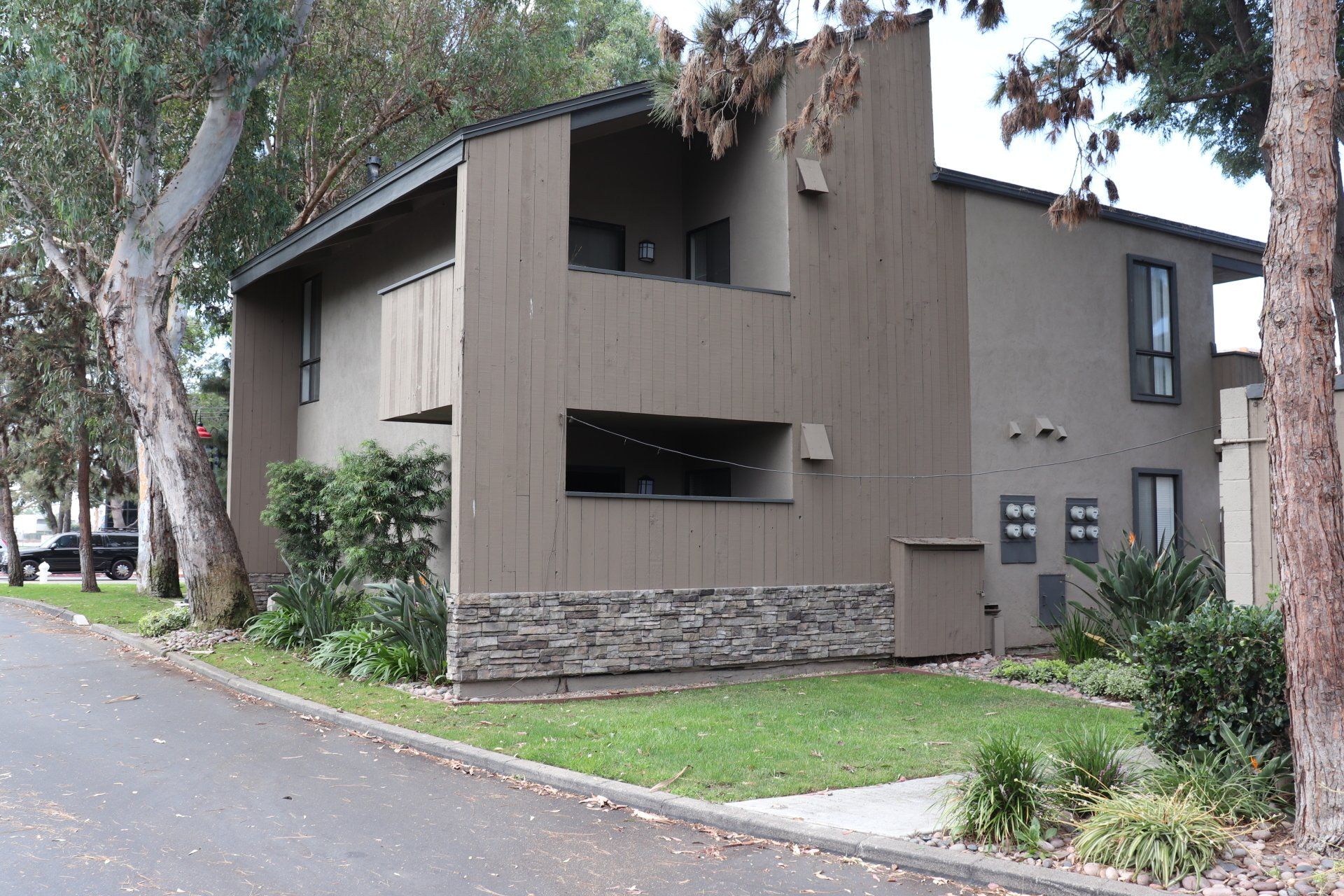 ARBORS Wiese & Wiese Property Management