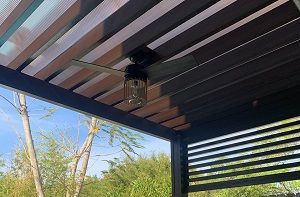 Modern pergola with privacy wall in Houston, TX.