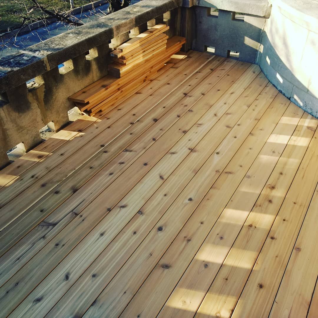 An aerial view of a large wave in the ocean.