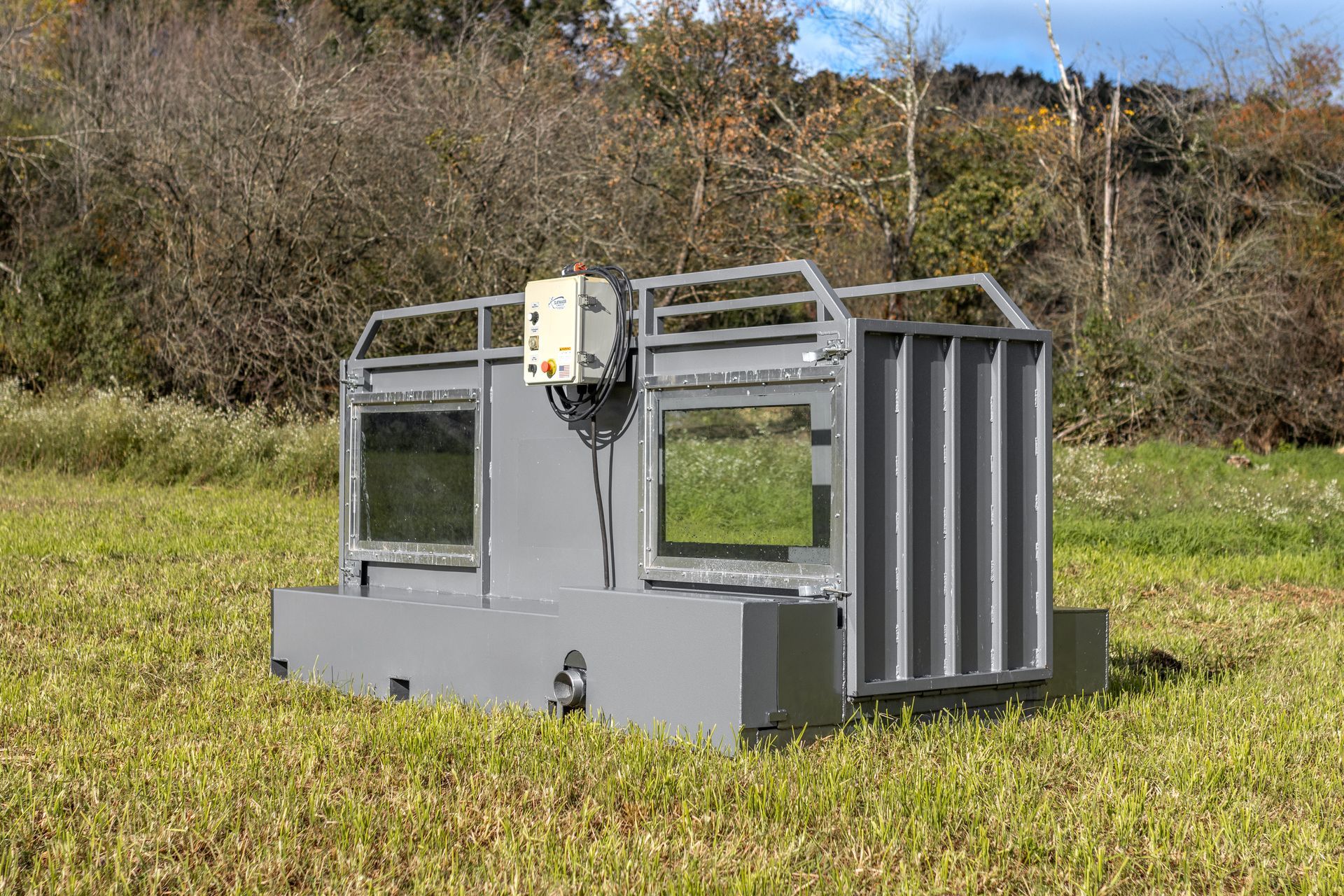 Equestrian treadmills for horse training, horse physiotherapy and rehab USA