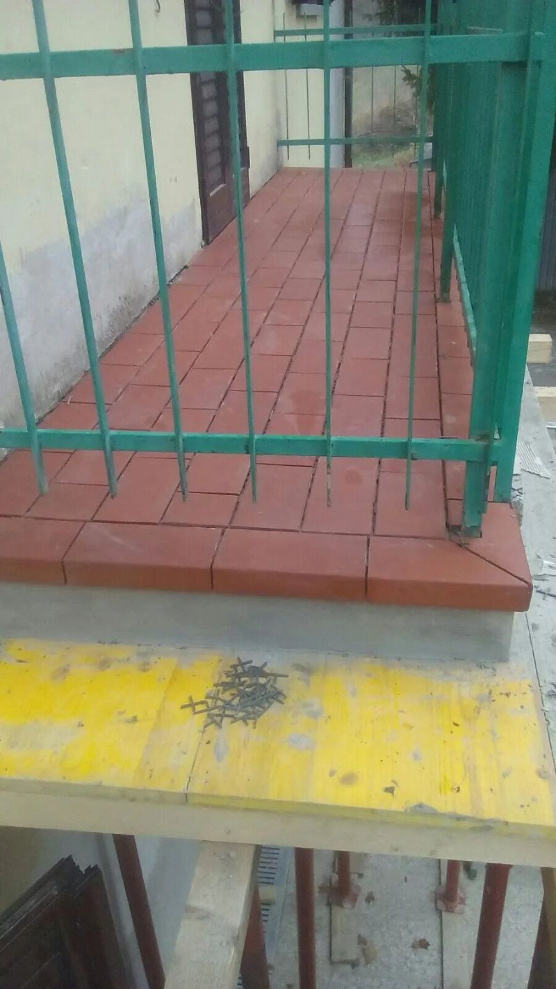 ristrutturazione di una pavimentazione da esterni