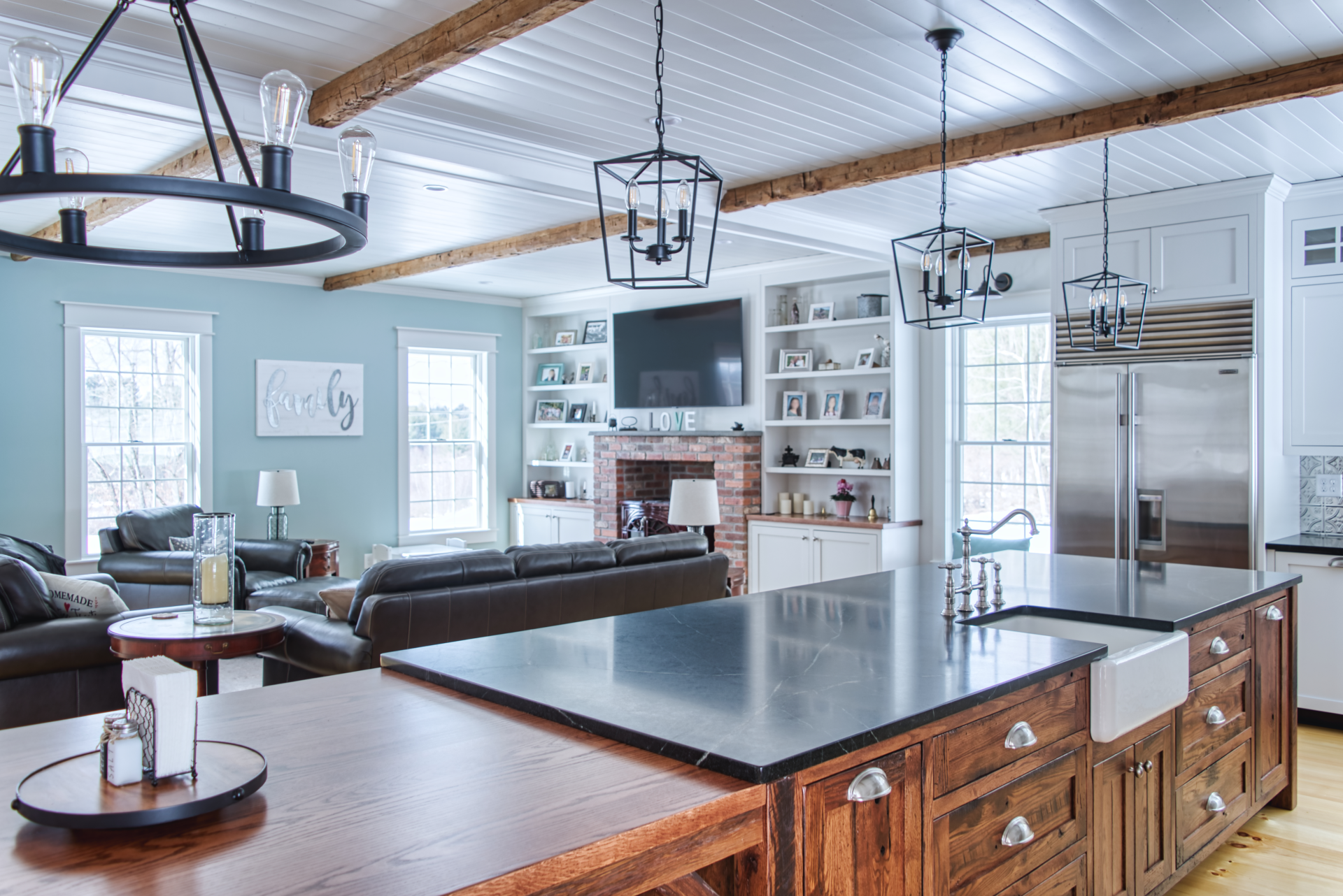 Bannon&Ferrari- long kitchen island