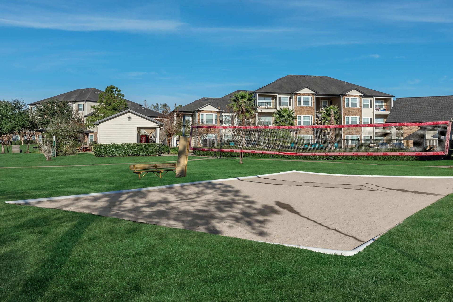Outdoor Volleyball Court | West End Lodge