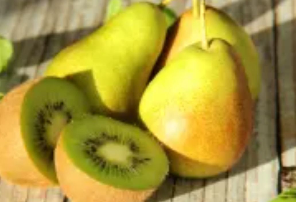 Kiwi Pear fruit wine