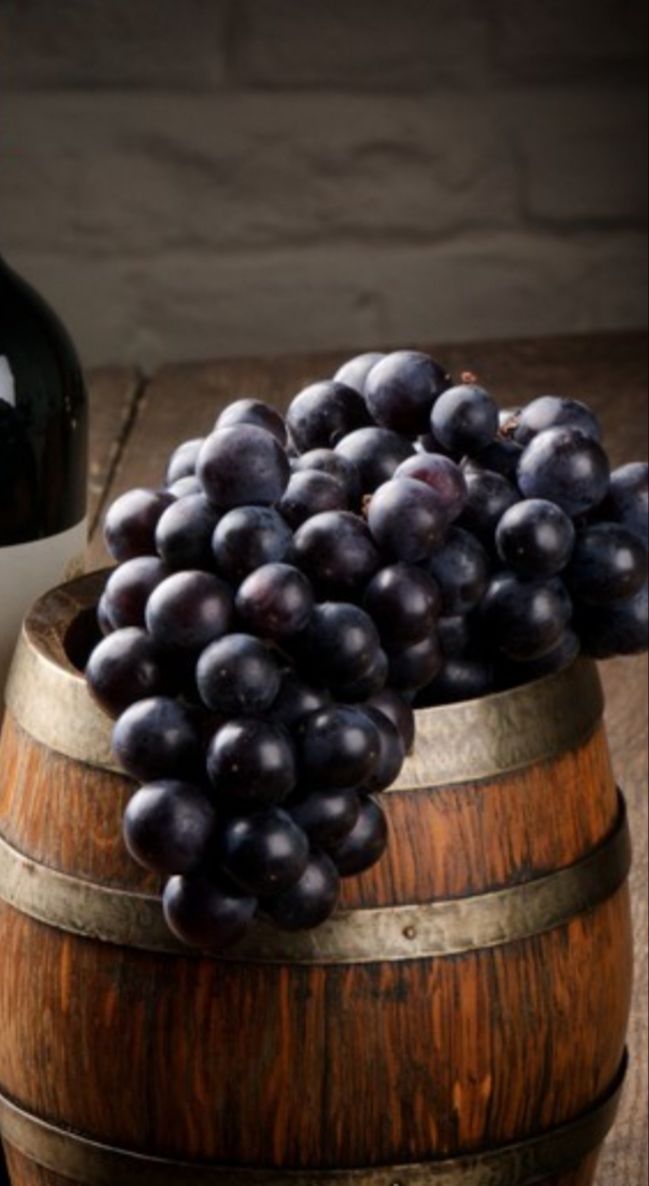 Whiskey barrel wine