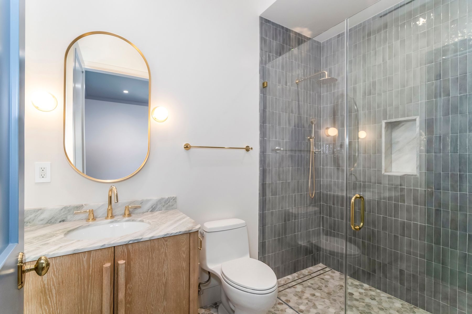 north kenter avenue bathroom