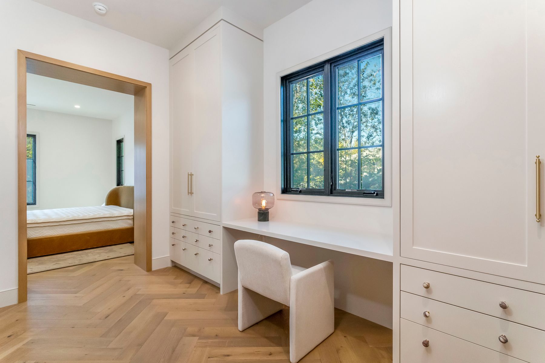 North Kenter avenue bedroom cabinet