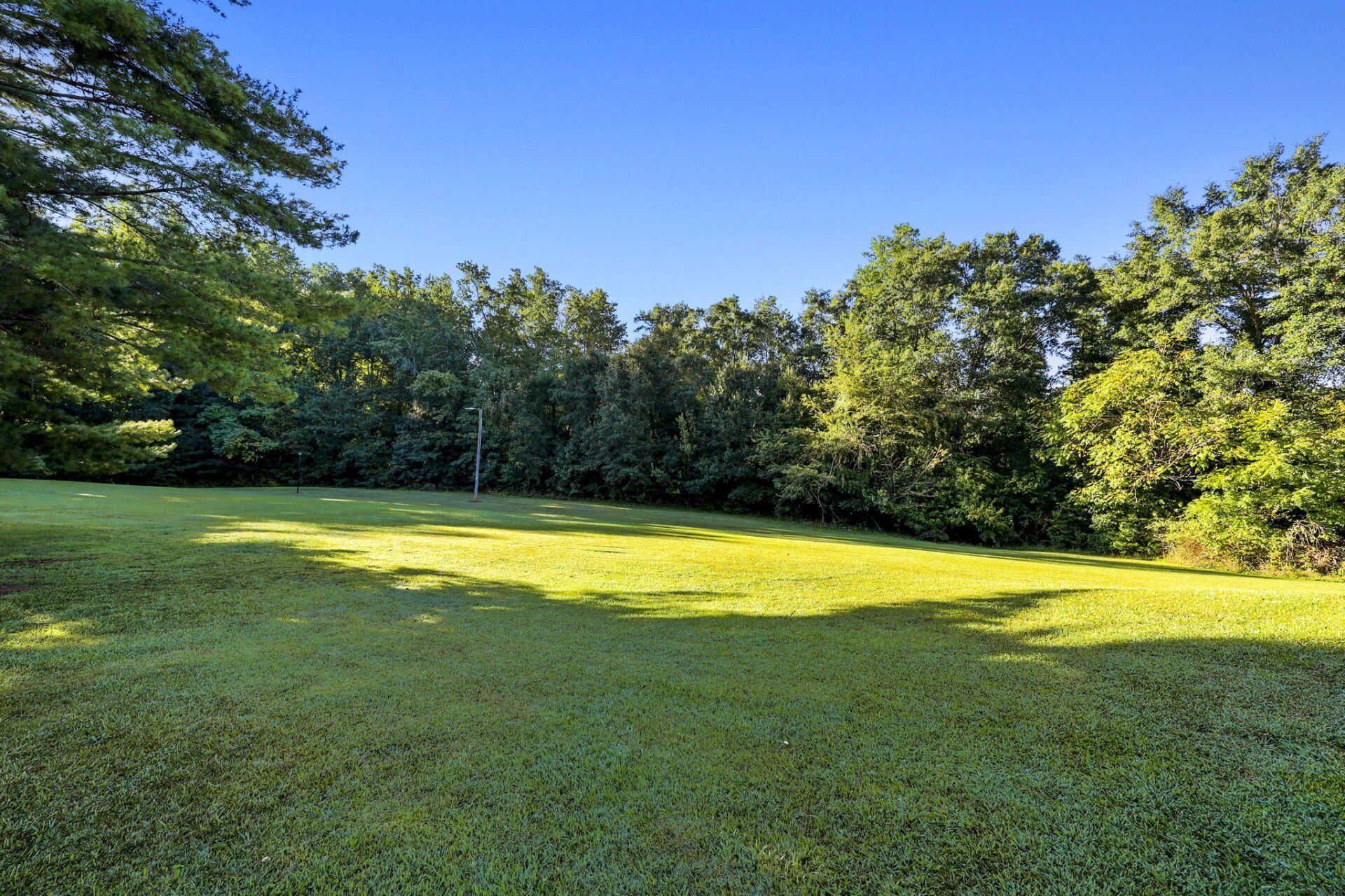 Country Creek Exterior