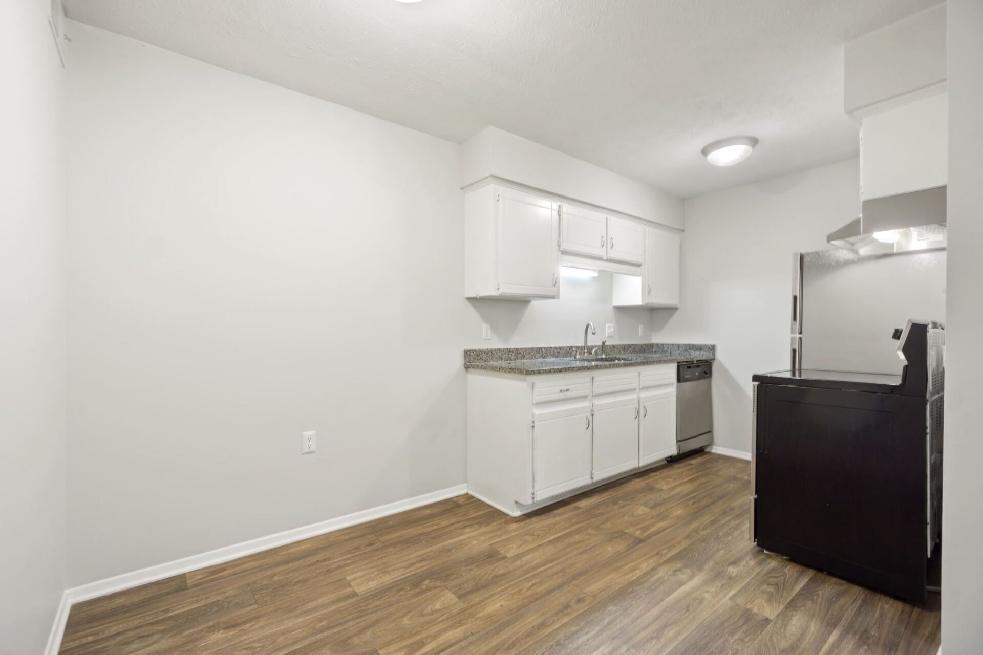 Overbrook Place Dining, Kitchen