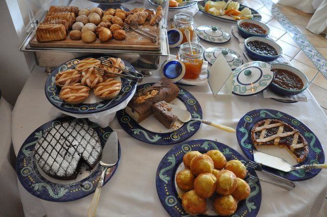 A typical Italian breakfast display in a hotel or agriturismo!
