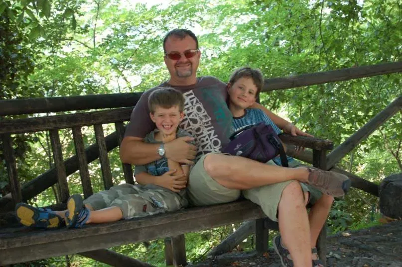 A moment to rest, a lifetime to remember—Italy is best enjoyed together.