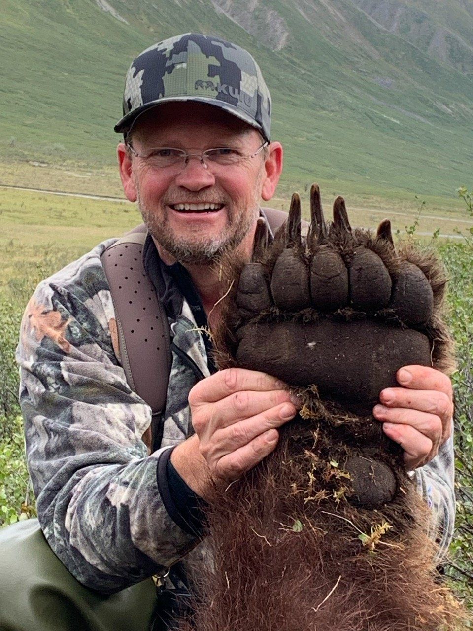 Alaska Grizzly Bear Hunting. Hunt, Chugach Mountains, Talkeetna Mountains