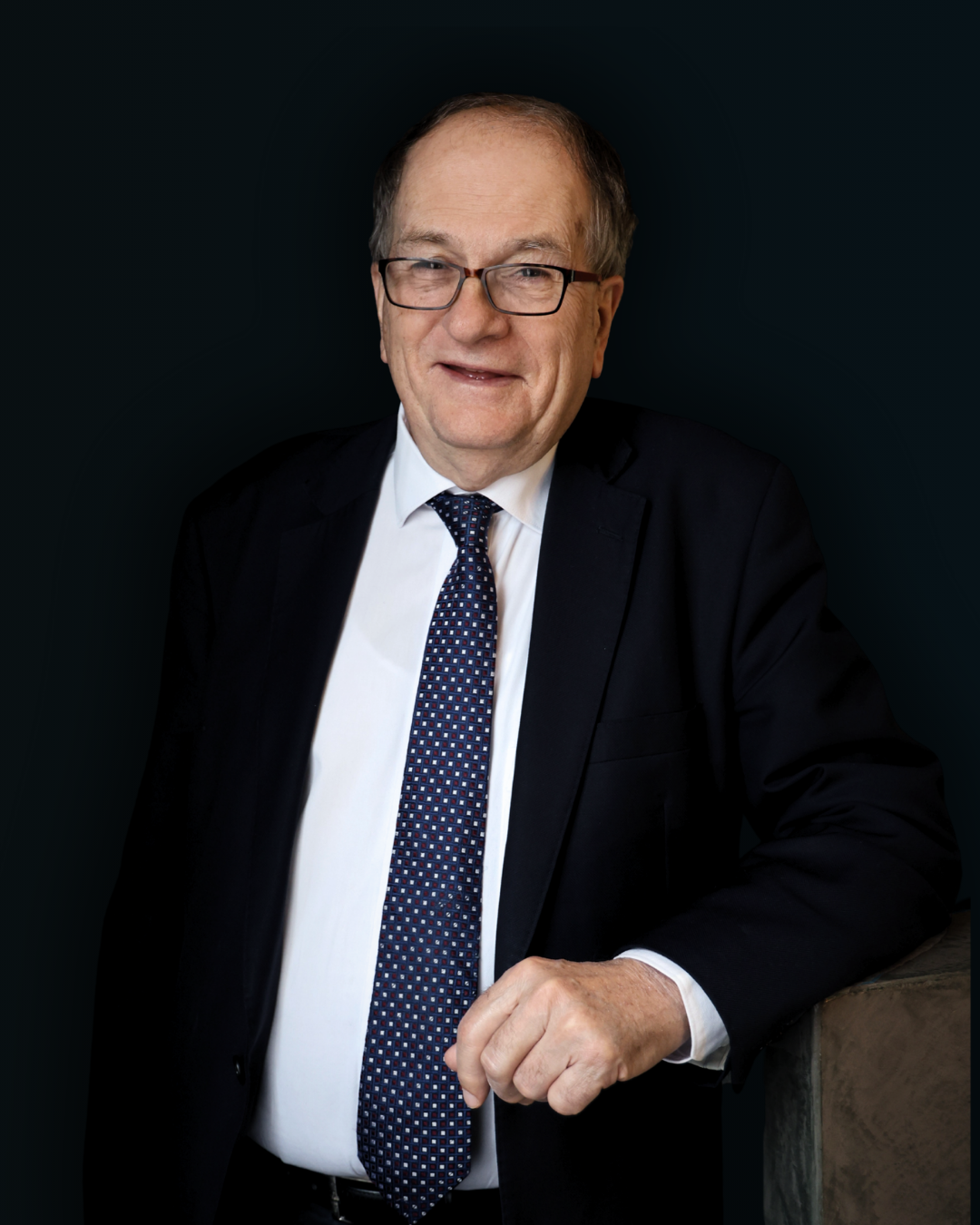 Anthony Fox BA LLB, LLM, Dip. FDRPartner - Principal Director - Legal