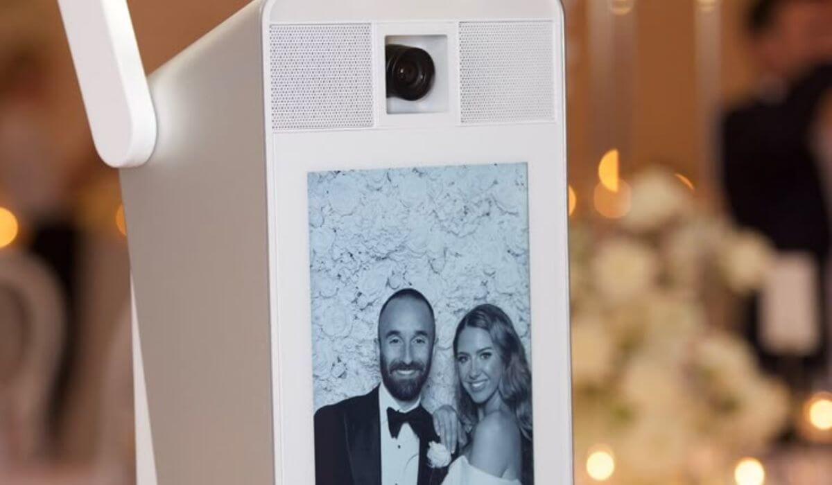 wedding photo booth types