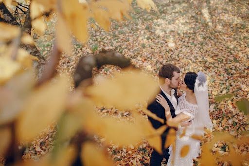 Autumn Wedding Benefits in Sydney: Why It's the Perfect Choice