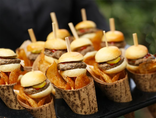 Late-Night Wedding Snack Ideas
