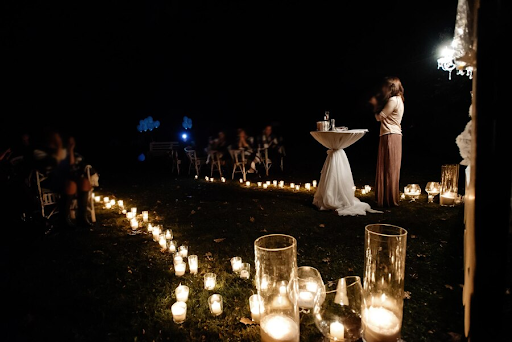 Common Lighting Challenges and Solutions in Wedding Night Photography
