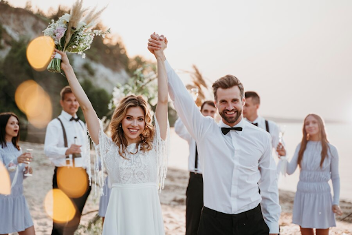 Decorating for Your Beach Wedding
