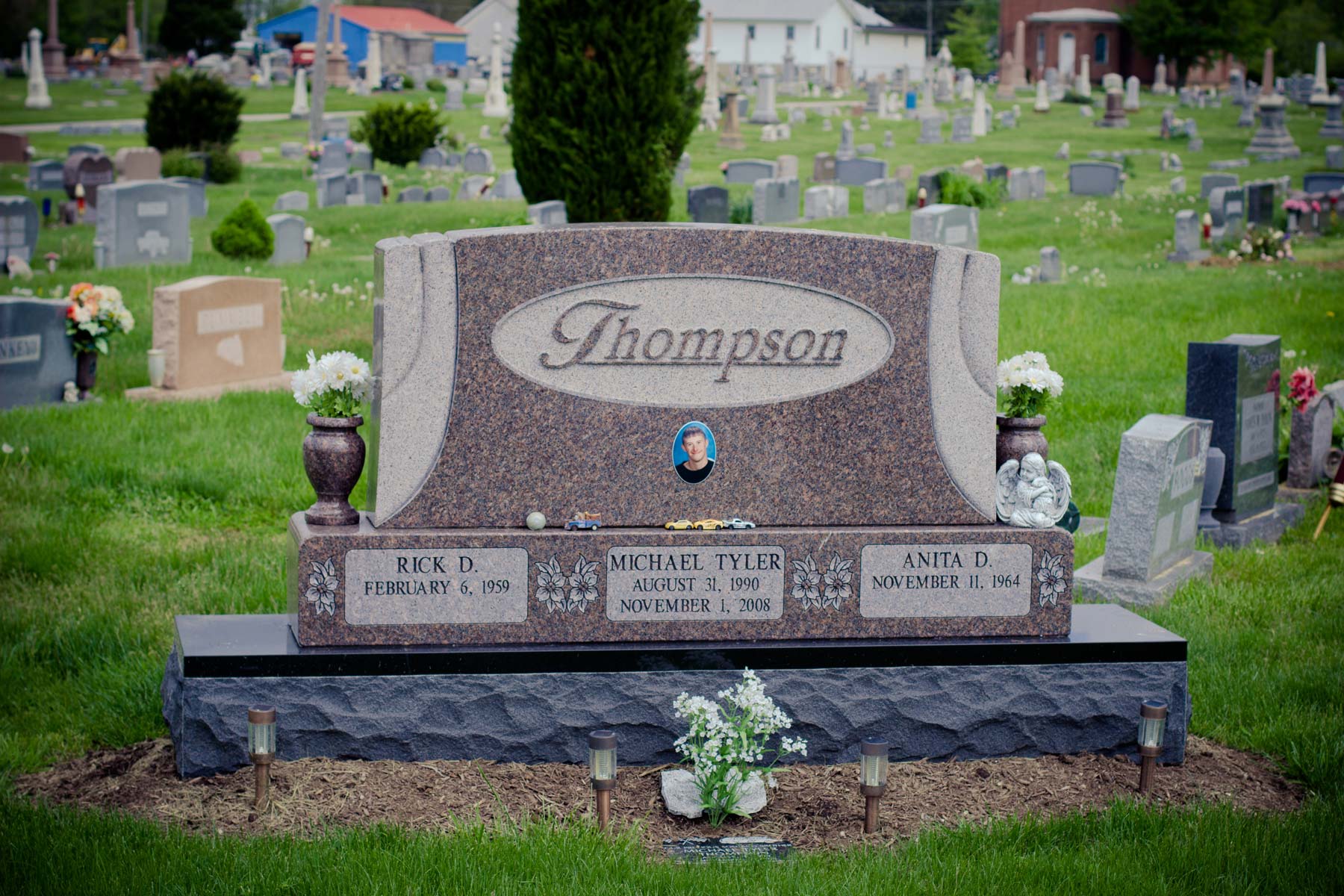 Family Memorials — Family Monument Tombstone in Columbus, Oh