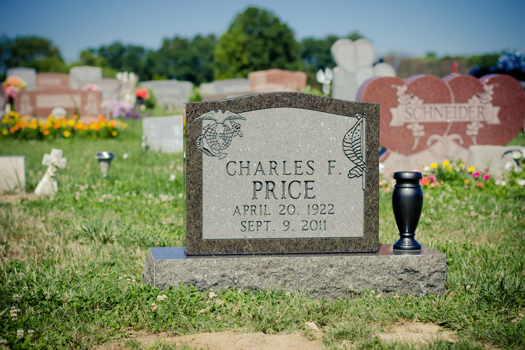 Custom Monuments —Memorial Headstone in Columbus, Oh