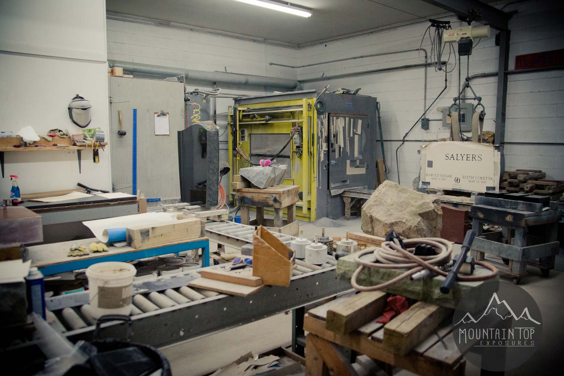 Custom Monuments — Monuments Workroom  in Columbus, Oh