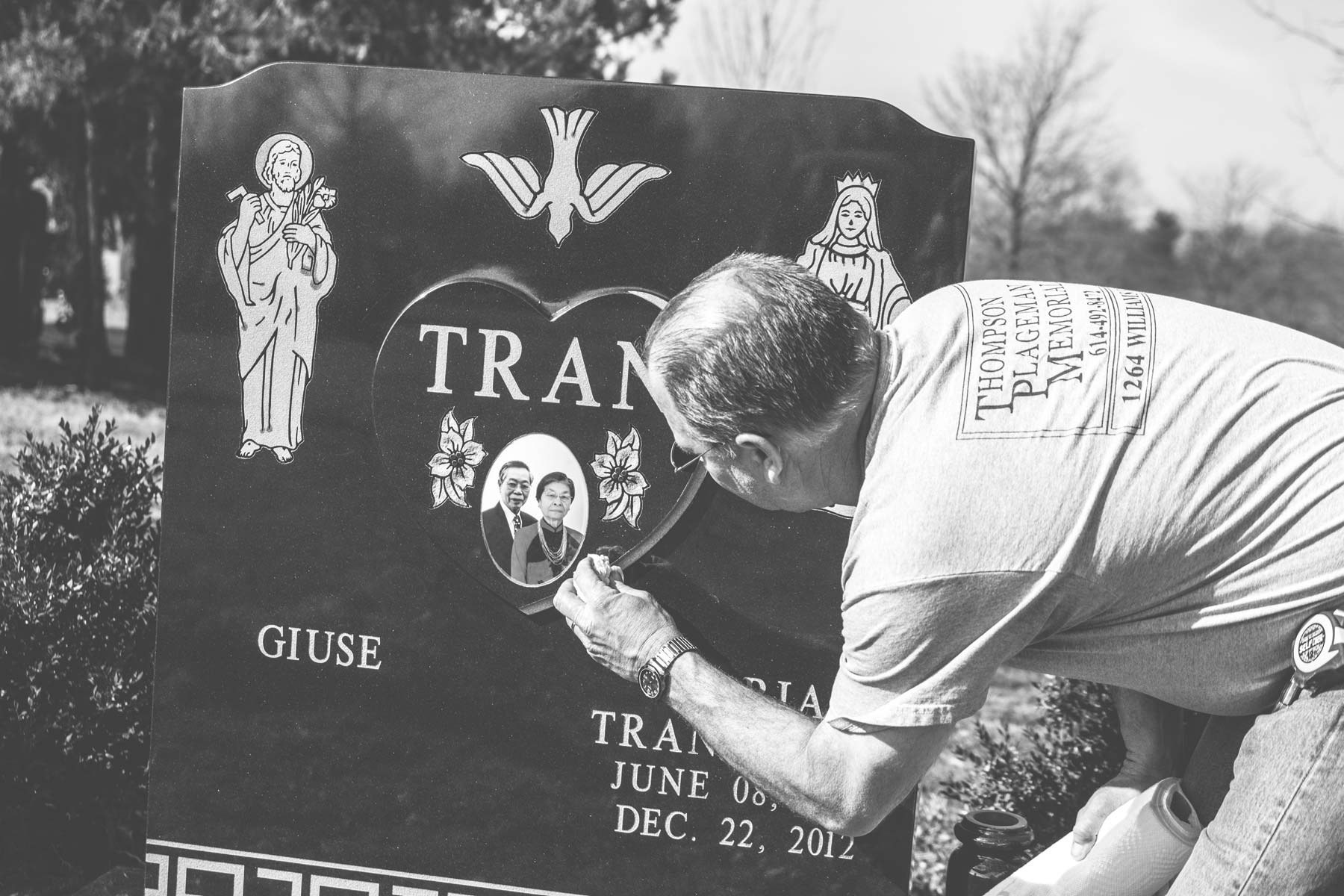 Custom Gravestone — Customized Family Memorials in Columbus, Oh