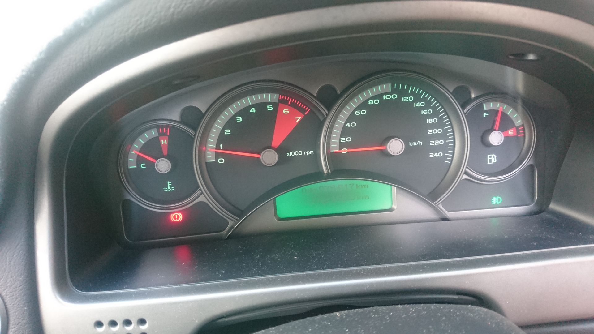 Checking Engine | Winnellie, NT | Freddy’s Car Installations