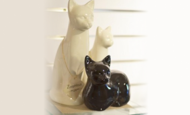 Keepsakes, Urns & Caskets