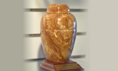 Keepsakes, Urns & Caskets