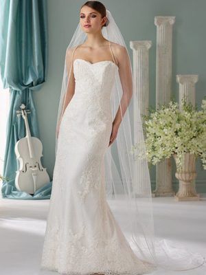 Bridal Veils, Headpieces and Bridal Jewelry at Fifi's Bridal Elmhurst