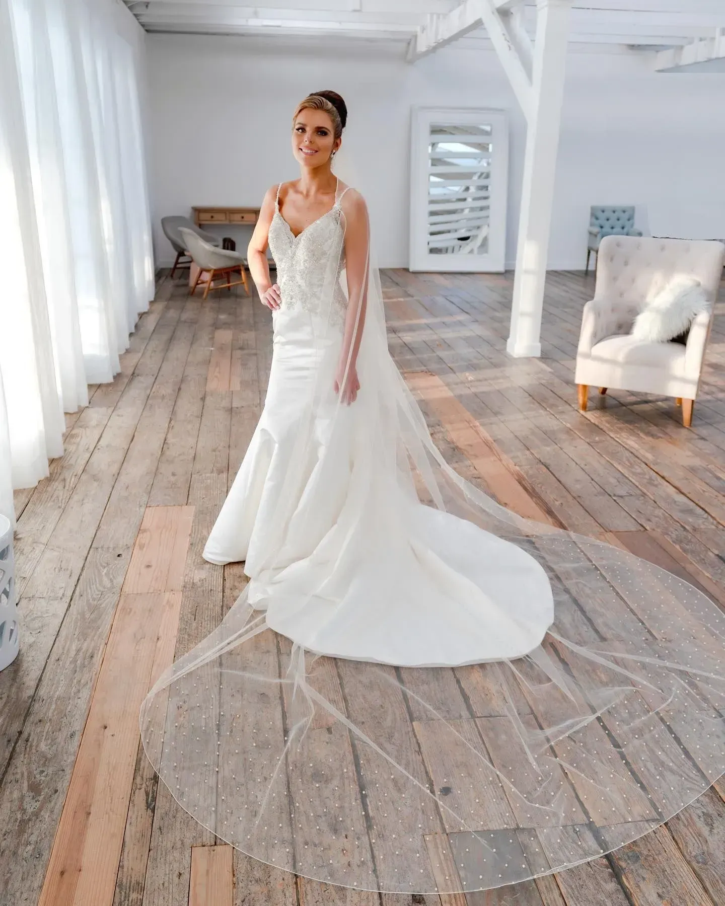 Bridal Veils, Headpieces and Bridal Jewelry at Fifi's Bridal Elmhurst