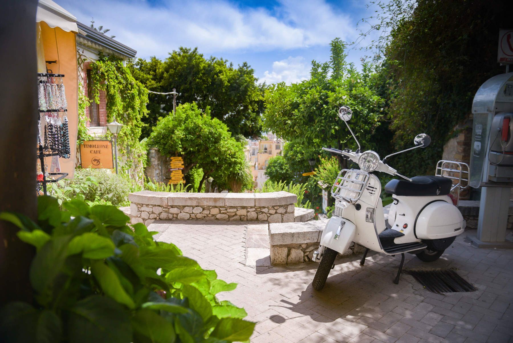 Exploring Sicily by motobike