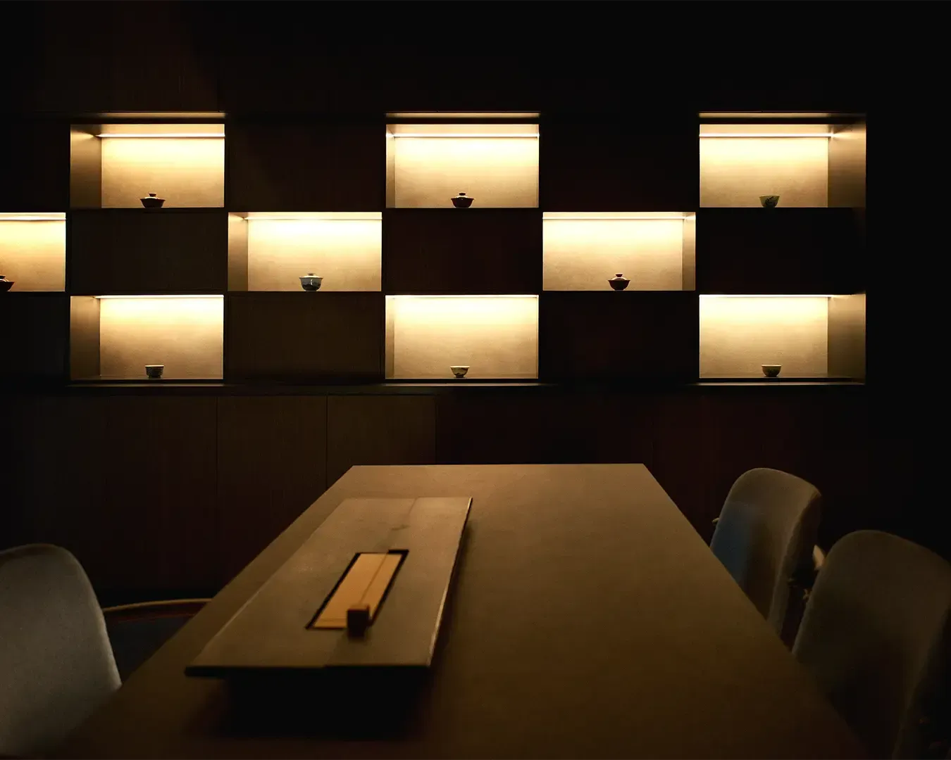 The elegant interior of the Luxury Tea Room by Ki-setsu, featuring refined décor, soft lighting, and a peaceful environment designed for a premium tea experience.