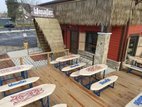 commercial deck building service