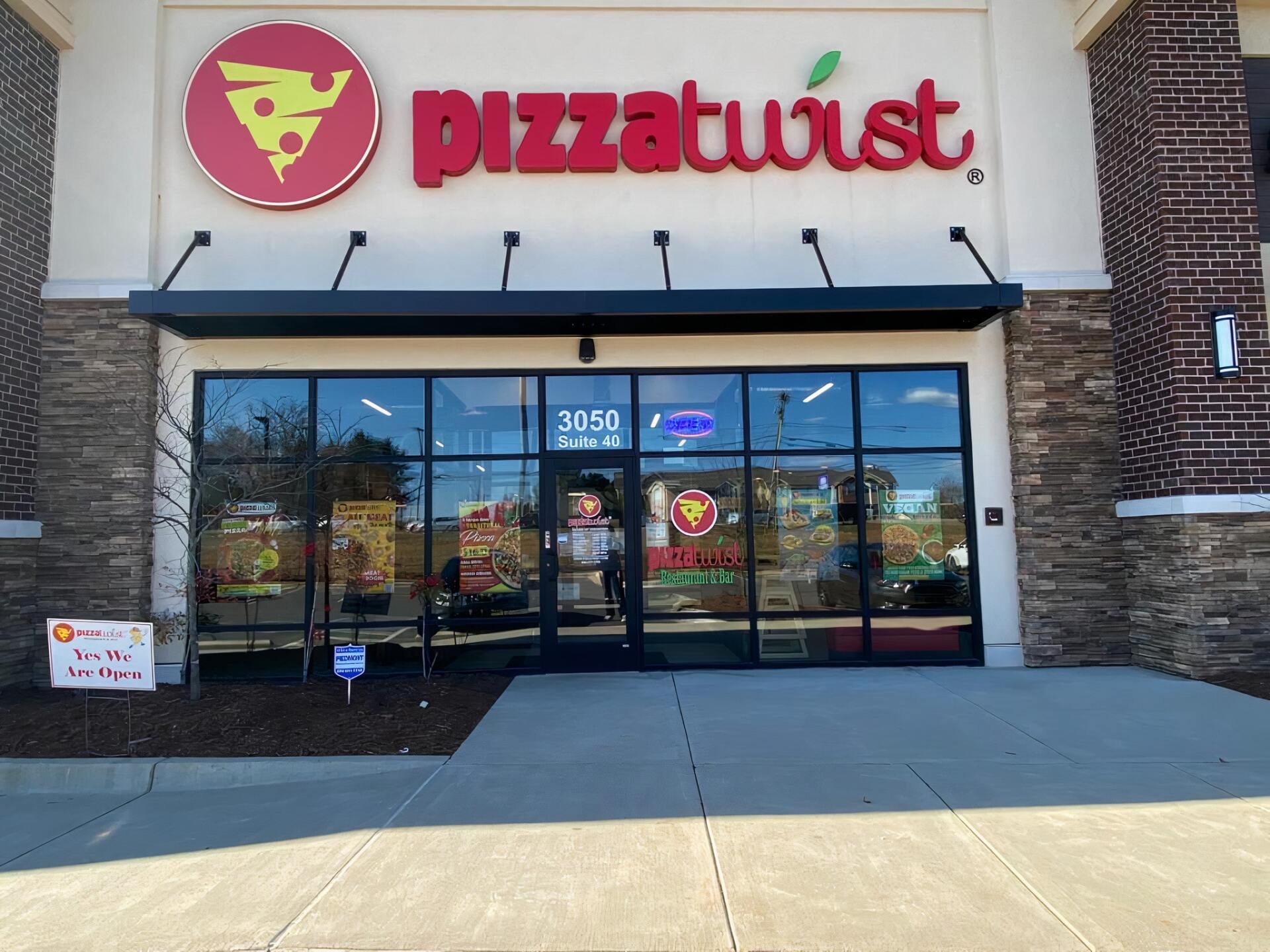 PizzaTwist - custom logo and install for local pizza shop
